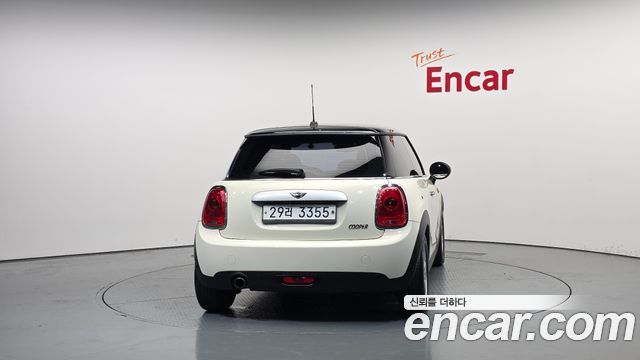 Mini Cooper из Кореи Encar