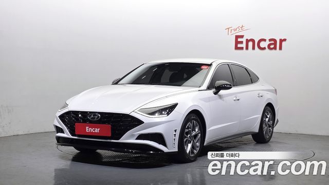 Hyundai Sonata 2.0 Modern — пробег 122 729 км — фото 1 из 5