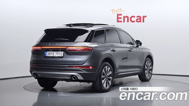 Lincoln Corsair 2.0 Reserve AWD — пробег 40 633 км — фото 2 из 5