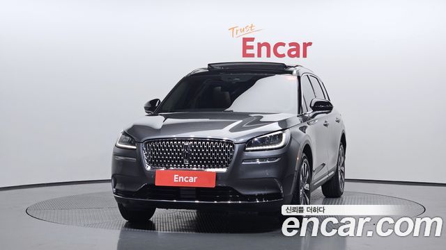 Lincoln Corsair 2.0 Reserve AWD — пробег 40 633 км — фото 3 из 5