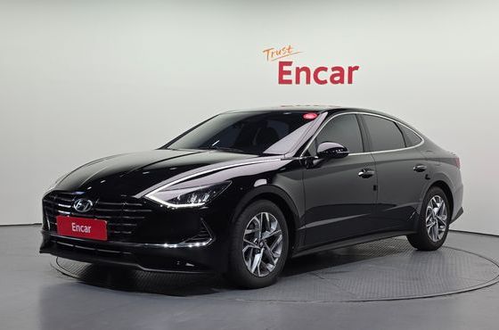 Hyundai Sonata 2.0 Premium Family — пробег 104 228 км — фото 1 из 5