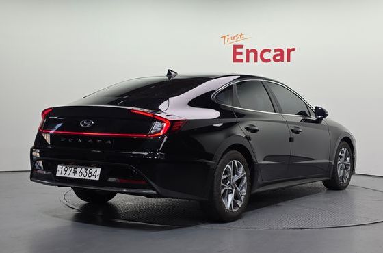 Hyundai Sonata 2.0 Premium Family — пробег 104 228 км — фото 2 из 5