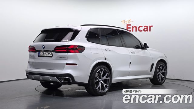 BMW X5 xDrive 40i M Sport — пробег 28 713 км — фото 2 из 5