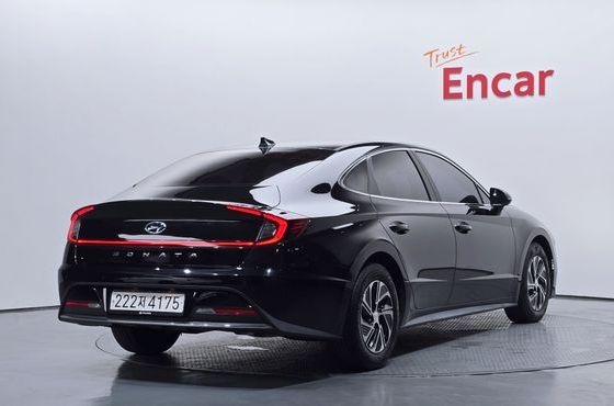 Hyundai Sonata Premium — пробег 57 926 км — фото 2 из 5