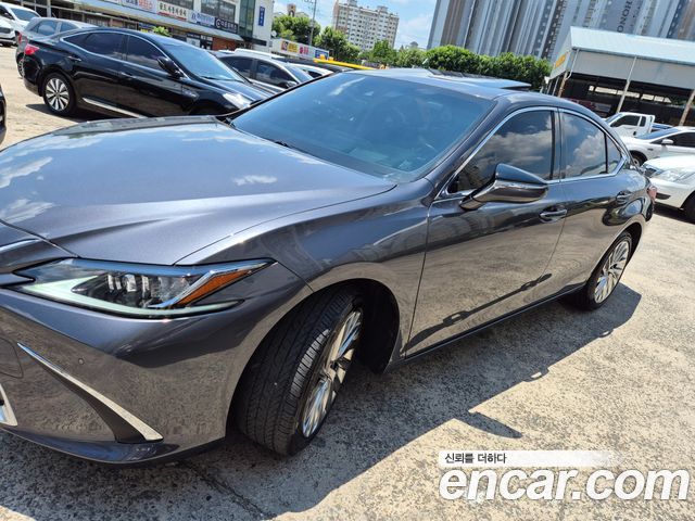 Lexus ES F-Sport — пробег 110 169 км — фото 3 из 5