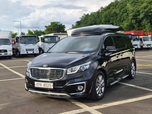 Kia Carnival 9-seater Noblesse — пробег 120 000 км — фото 2 из 5