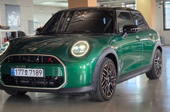 Mini Cooper 5 Door Favoured — пробег 5 022 км — фото 2 из 5