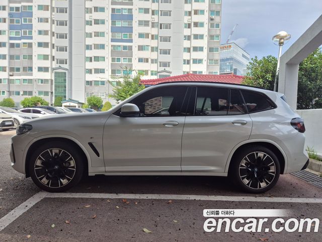 BMW iX3 из Кореи Encar