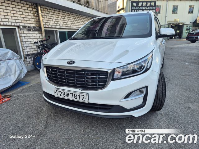 Kia Carnival из Кореи Encar