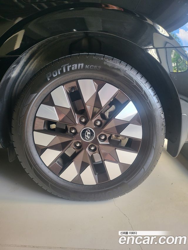 Hyundai Staria из Кореи Encar