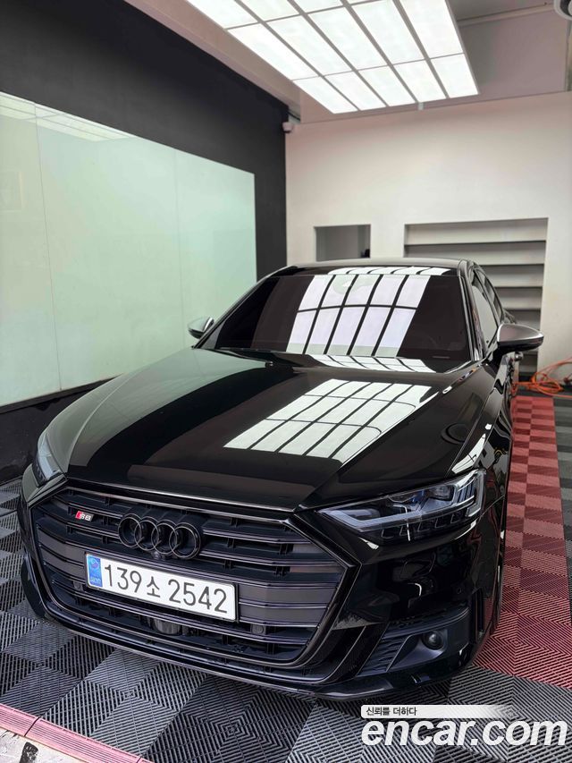 Audi S8 из Кореи Encar
