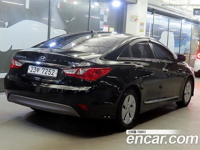 Hyundai Sonata 2.0 Smart — пробег 44 218 км — фото 4 из 5