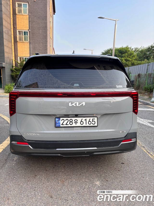 Kia Carnival из Кореи Encar