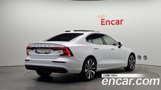 Volvo S60 из Кореи Encar