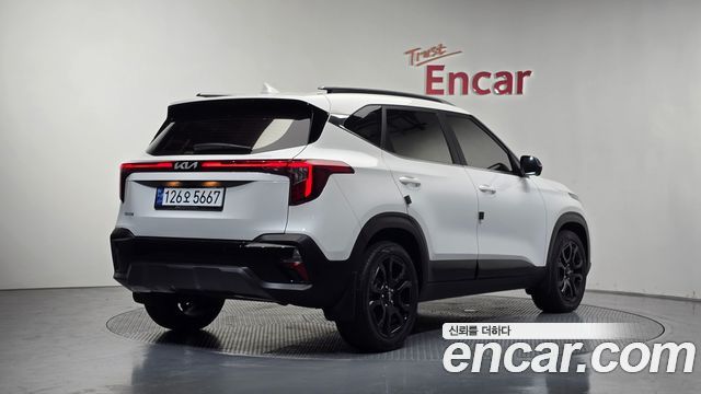 Kia Seltos из Кореи Encar
