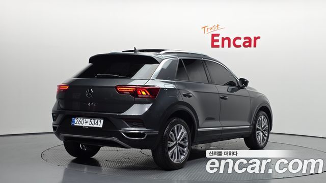 Volkswagen T-Roc 2.0 TDI Prestige — пробег 24 315 км — фото 2 из 5