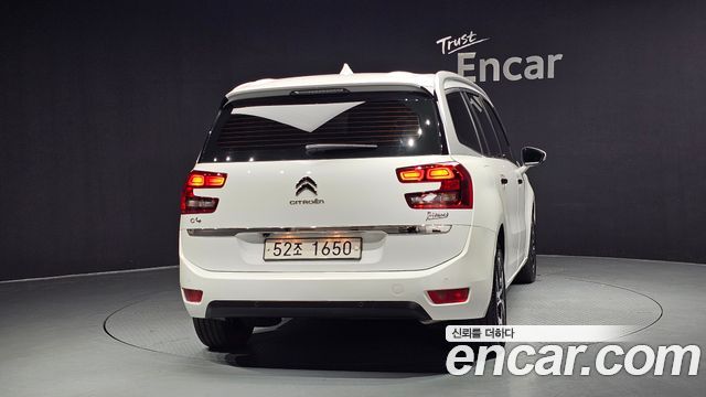 Citroen-DS C4 Picasso 1.6 B-HDI Feel — пробег 52 226 км — фото 4 из 5