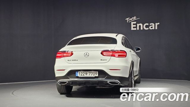 Mercedes-Benz GLC-Class GLC220 d 4MATIC Coupe — пробег 93 419 км — фото 4 из 5