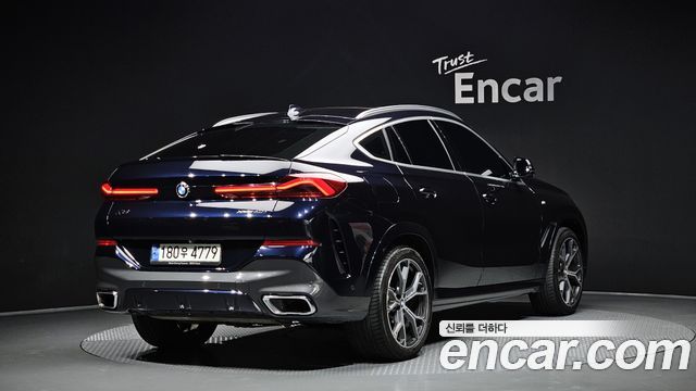 BMW X6 xDrive40i M Sport — пробег 90 704 км — фото 2 из 5