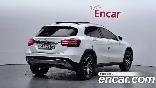 Mercedes-Benz GLA-Class из Кореи Encar