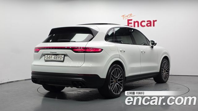 Porsche Cayenne 3.0 — пробег 38 957 км — фото 2 из 5