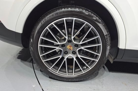 Porsche Cayenne 3.0 — пробег 38 957 км — фото 5 из 5