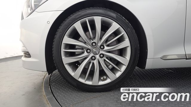 Hyundai Genesis из Кореи Encar