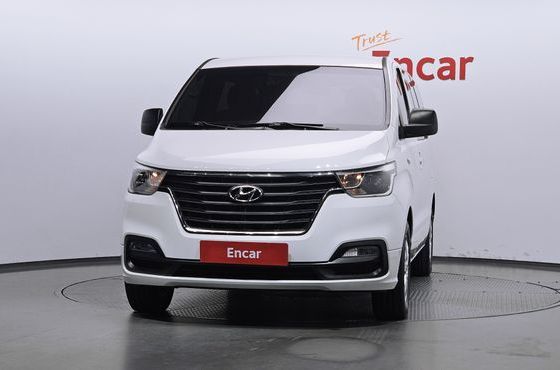 Hyundai Starex Wagon 12-Seater Smart — пробег 71 729 км — фото 3 из 5