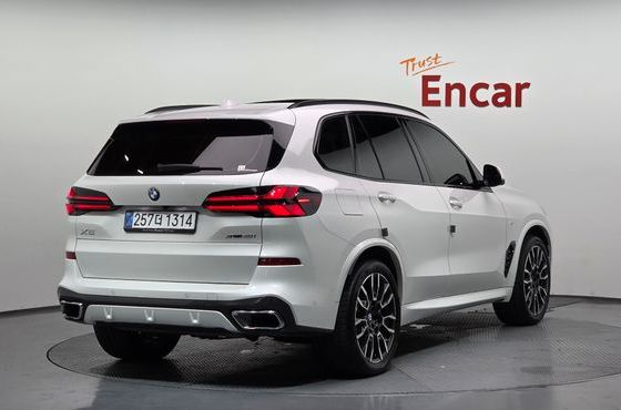 BMW X5 xDrive 40i M Sport — пробег 12 344 км — фото 2 из 5