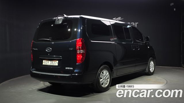 Hyundai Starex Van 5-Seater Modern — пробег 141 226 км — фото 2 из 5