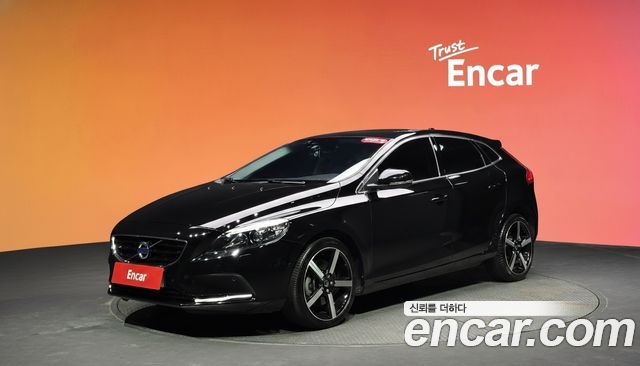 Volvo V40 из Кореи Encar