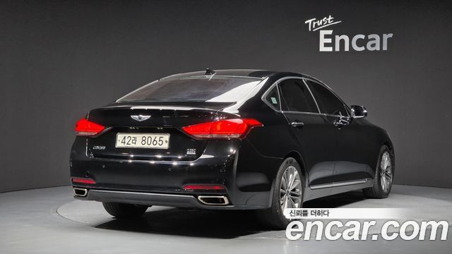 Hyundai Genesis из Кореи Encar