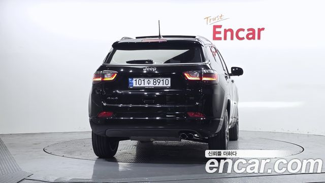 Jeep Compass S 2.4 AWD — пробег 115 937 км — фото 4 из 5