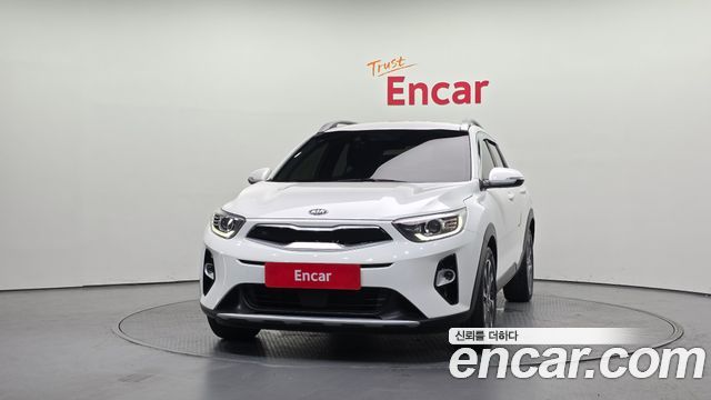 Kia Stonic из Кореи Encar