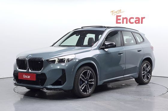 BMW X1 M35i xDrive — пробег 4 124 км — фото 1 из 5