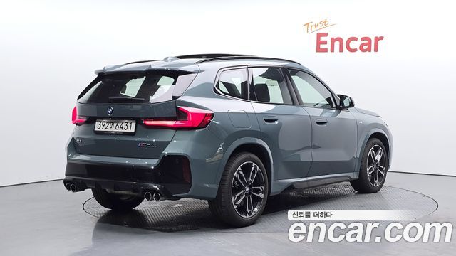 BMW X1 M35i xDrive — пробег 4 124 км — фото 2 из 5