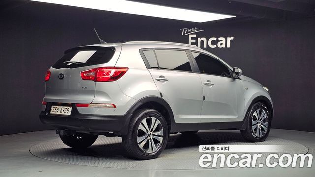 Kia Sportage Diesel 2WD TLX Deluxe — пробег 213 958 км — фото 2 из 5