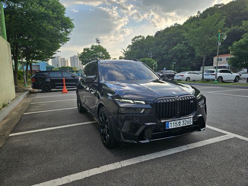 BMW X7 M60i xDrive M sport 6STR — пробег 25 515 км — фото 3 из 5