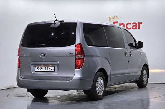 Hyundai Starex Van 5-Seater Smart — пробег 218 441 км — фото 2 из 5