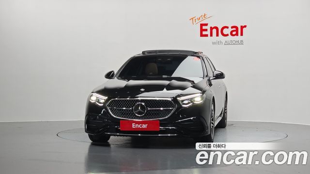 Mercedes-Benz E-Class E300 4MATIC AMG Line — пробег 4 541 км — фото 3 из 5