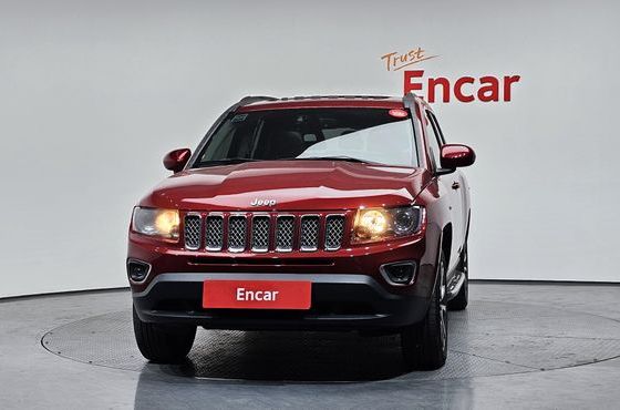 Jeep Compass 2.4 Limited 1st — пробег 65 609 км — фото 3 из 5