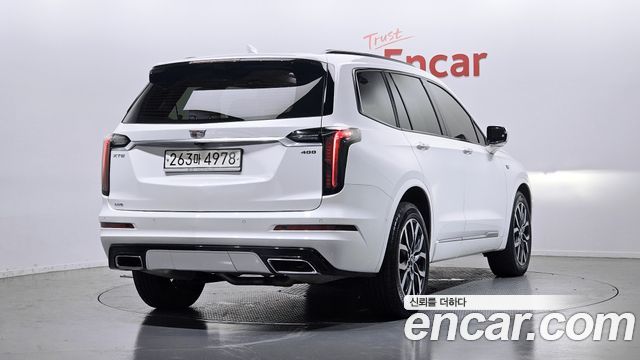 Cadillac XT6 3.6 Sport — пробег 71 830 км — фото 2 из 5