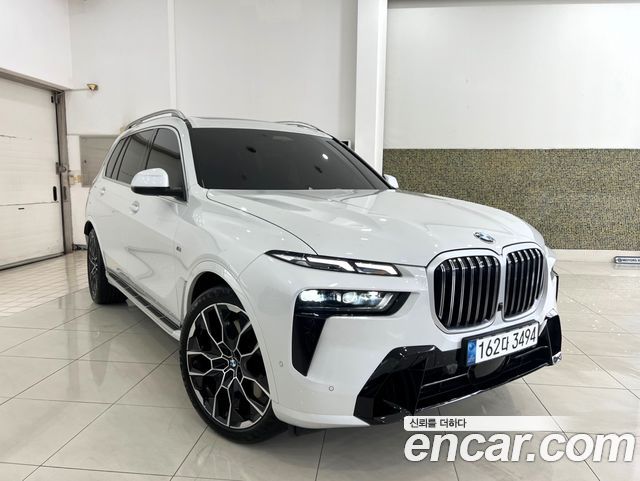 BMW X7 xDrive 40i M Sport 6STR — пробег 67 595 км — фото 1 из 5