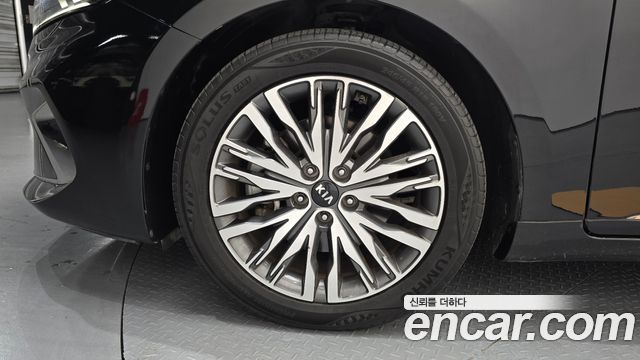 Kia K7 из Кореи Encar