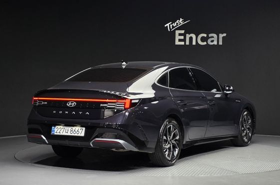 Hyundai Sonata 2.0 Exclusive — пробег 9 890 км — фото 2 из 5