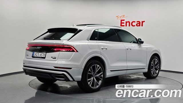 Audi Q8 50 TDI Quattro Premium — пробег 53 677 км — фото 2 из 5