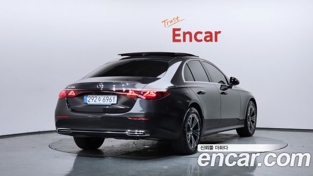 Mercedes-Benz E-Class из Кореи Encar