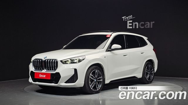 BMW X1 xDrive 20i M Sport — пробег 11 785 км — фото 1 из 5