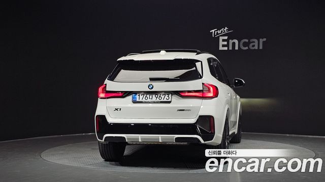 BMW X1 xDrive 20i M Sport — пробег 11 785 км — фото 4 из 5
