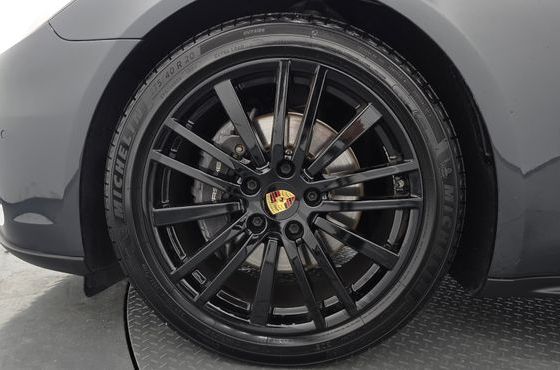 Porsche Panamera 3.0 AWD — пробег 72 165 км — фото 5 из 5